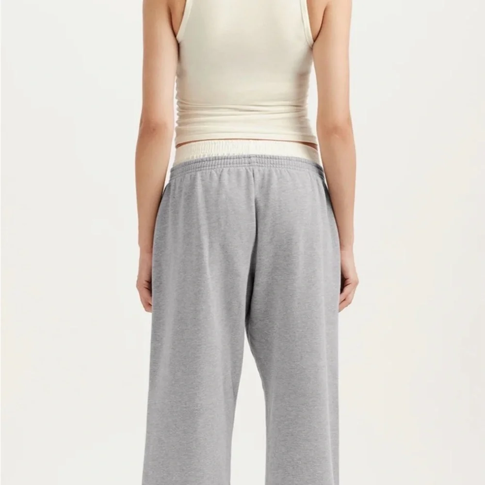 SET Active Midweight Sweats Staple Layered Straight Leg Sweats - Picture 3 of 4